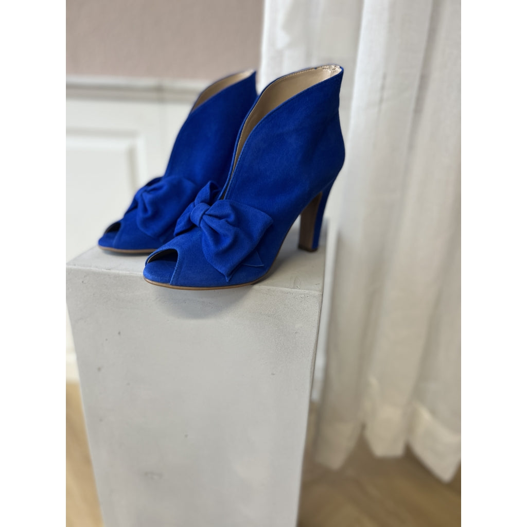 Electric blue shoes on sale