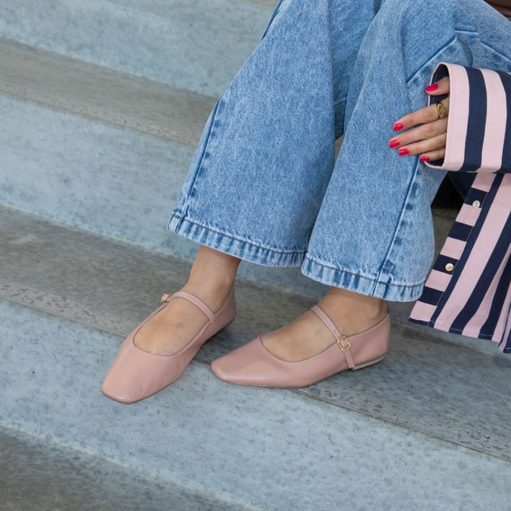 COPENHAGEN SHOES ALL FOR LOVE-PATENT Ballet flats 1738 NUDE