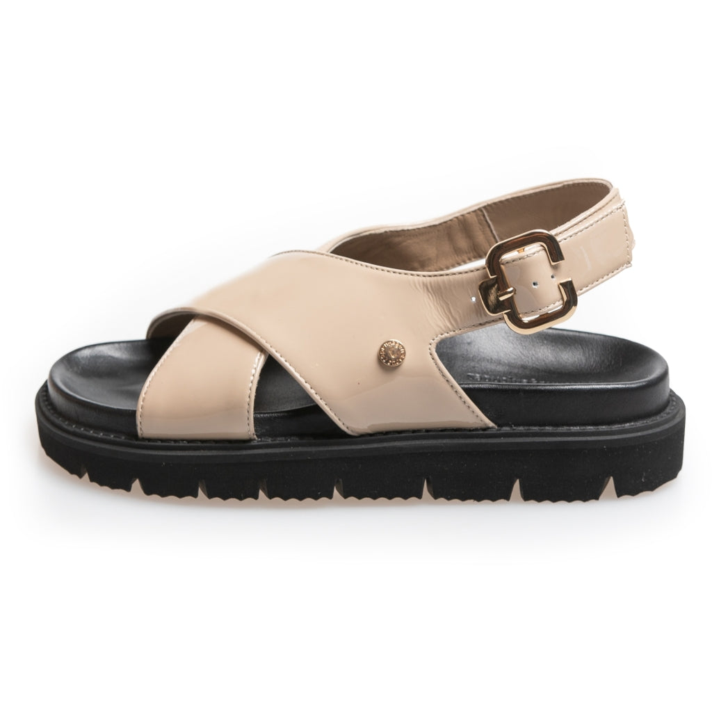 COPENHAGEN SHOES SUMMERTIME - PATENT Sandals 1209 NUDE W/BLACK SOLE