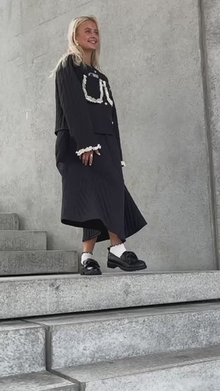 STORIES FROM THE ATELIER by COPENHAGENSHOES MOVE ME SKIRT CLOTHES 0001 BLACK